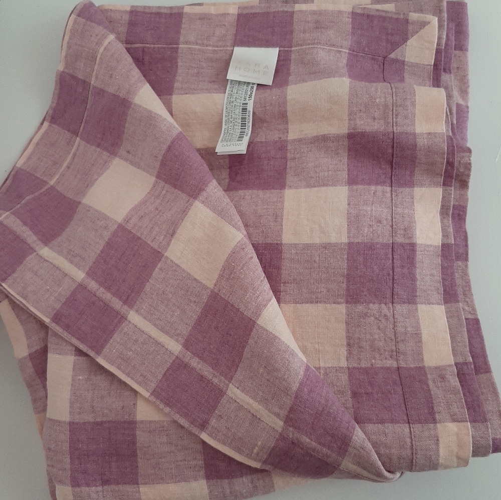 Zara Home Gingham Check 61" x 98" Linen Tablecloth